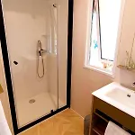 Domaine De La Forge مكان تخييم لا تاسْتْ دو بوك