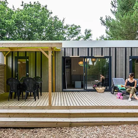 营地 Domaine De La Forge 4*