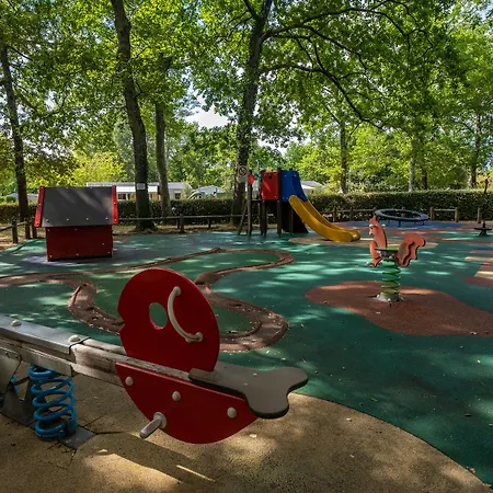 Camping Domaine De La Forge 4*